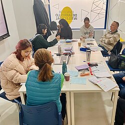 Spanisch Sprachschüler Jaleo Madrid in der Pause